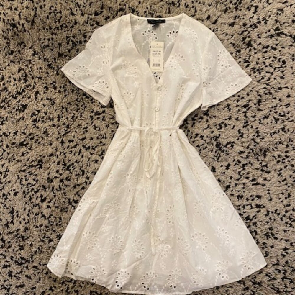 White Dress New Look (UK size 6) Canada Size 2 Embroidery Anglaise Lined NWT